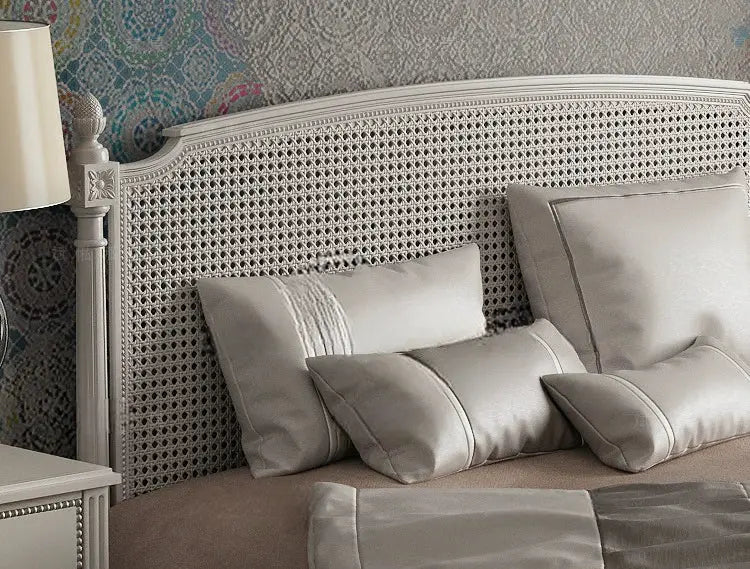 Ottavio Light Luxury Princess Villa Bed