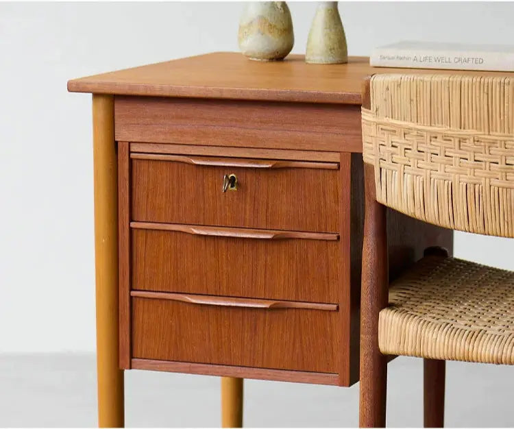 Manon Modern Simple Wooden Custom Study Desk