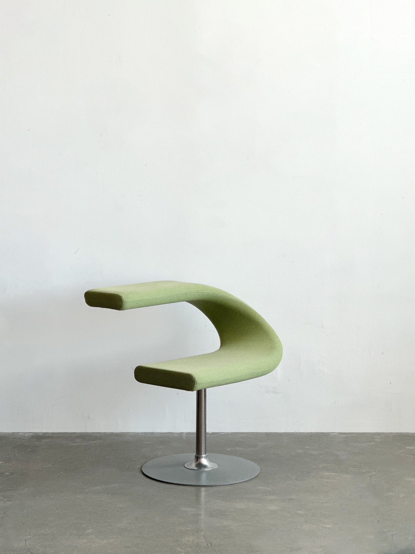 Rotatable Office And Dining Chair by Fredrik Mattson