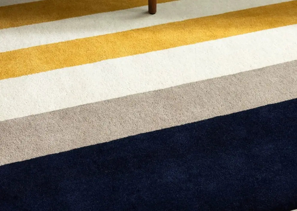 Clarimonde Hand-Woven Retro Red Stripes Carpet – Custom Design for Living Room