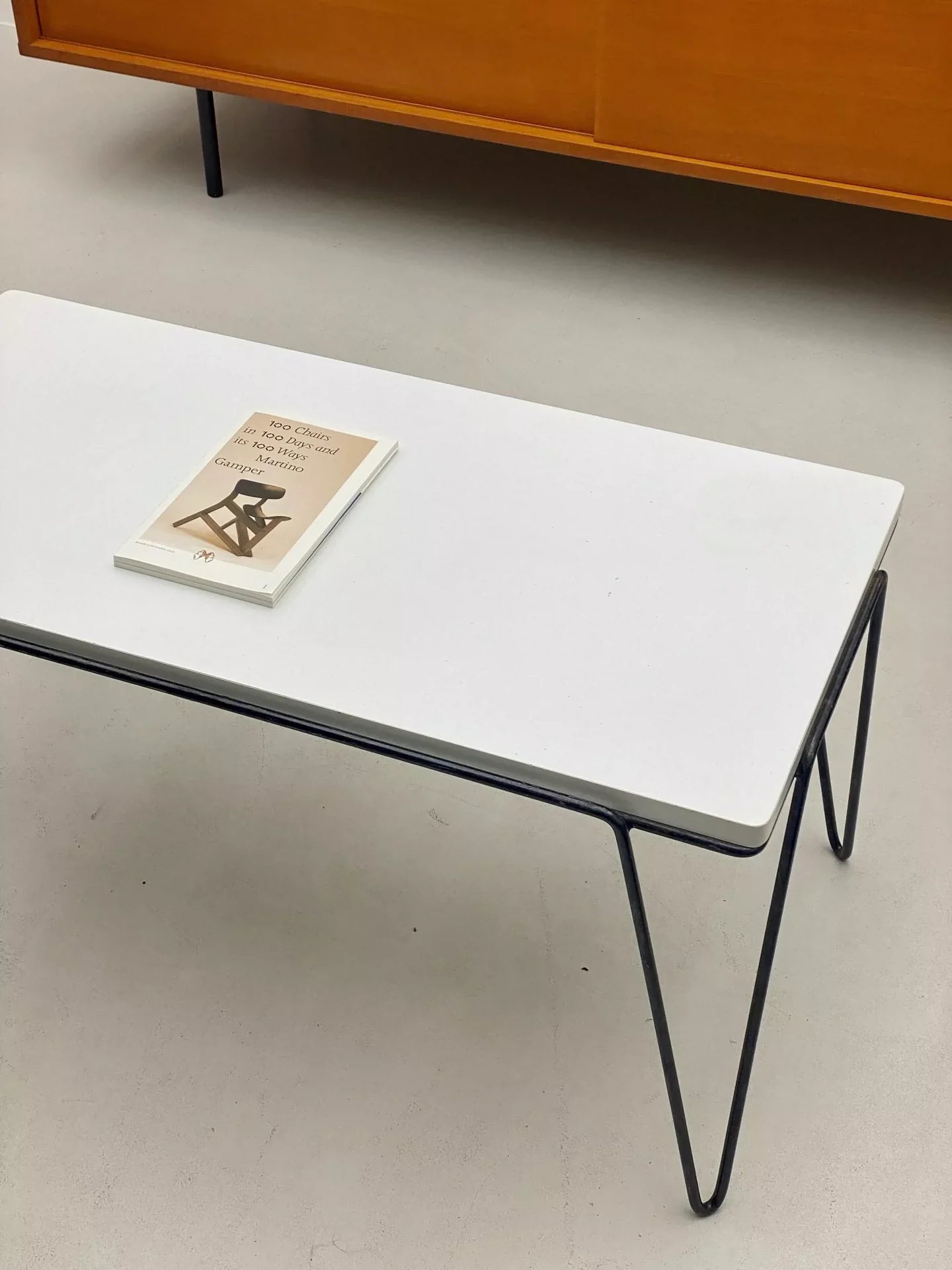 Elegant Mid-Century 1960s Coffee Table, Vintage Style with Modern Appeal