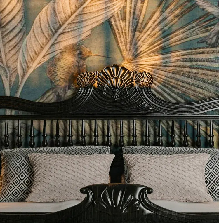 Marcella Highland Cat-Inspired Retro Bed Design