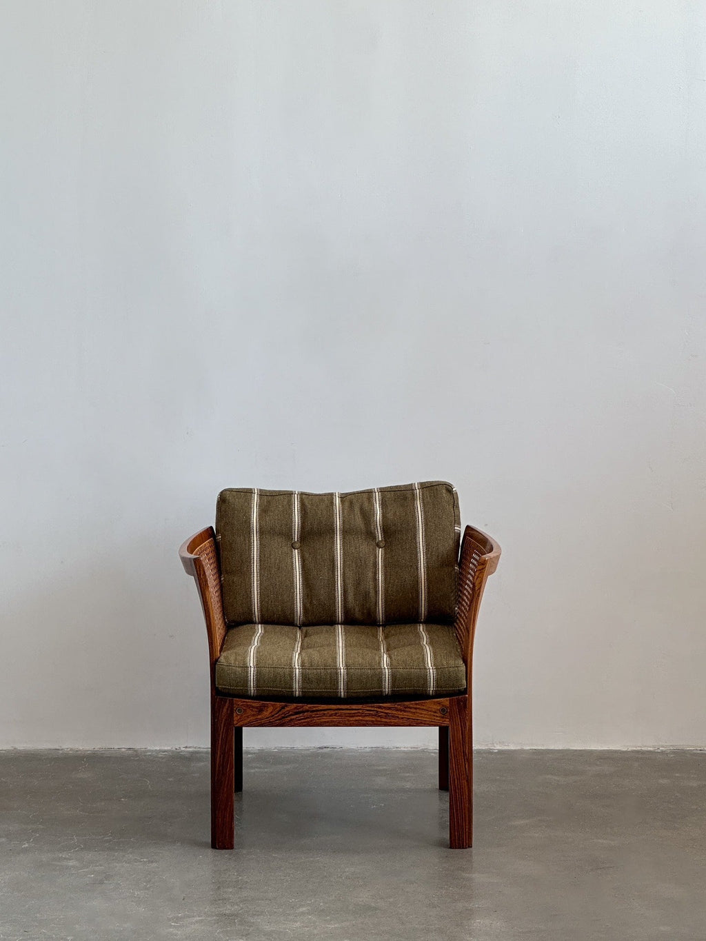 Plexus Armchair: Single Sofa Rattan Leisure Chair by Illum Wikkelsø