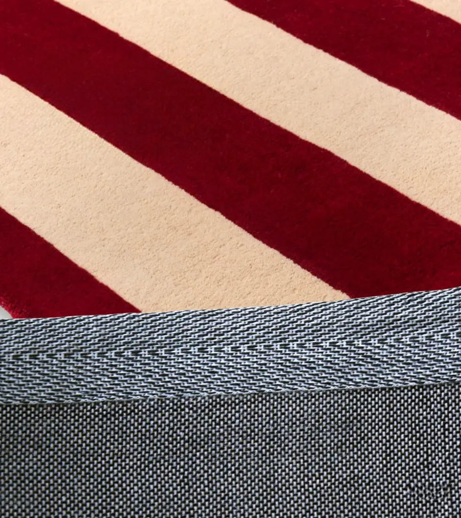 Clarimonde Hand-Woven Retro Red Stripes Carpet – Custom Design for Living Room