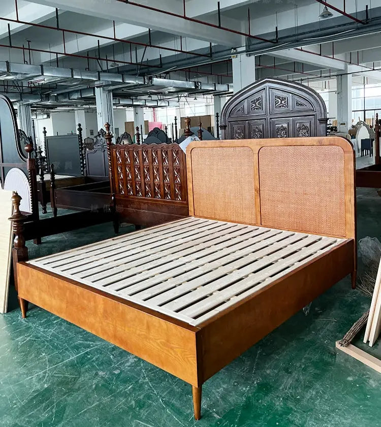 Federico Retro Town Simple Wedding Double Bed