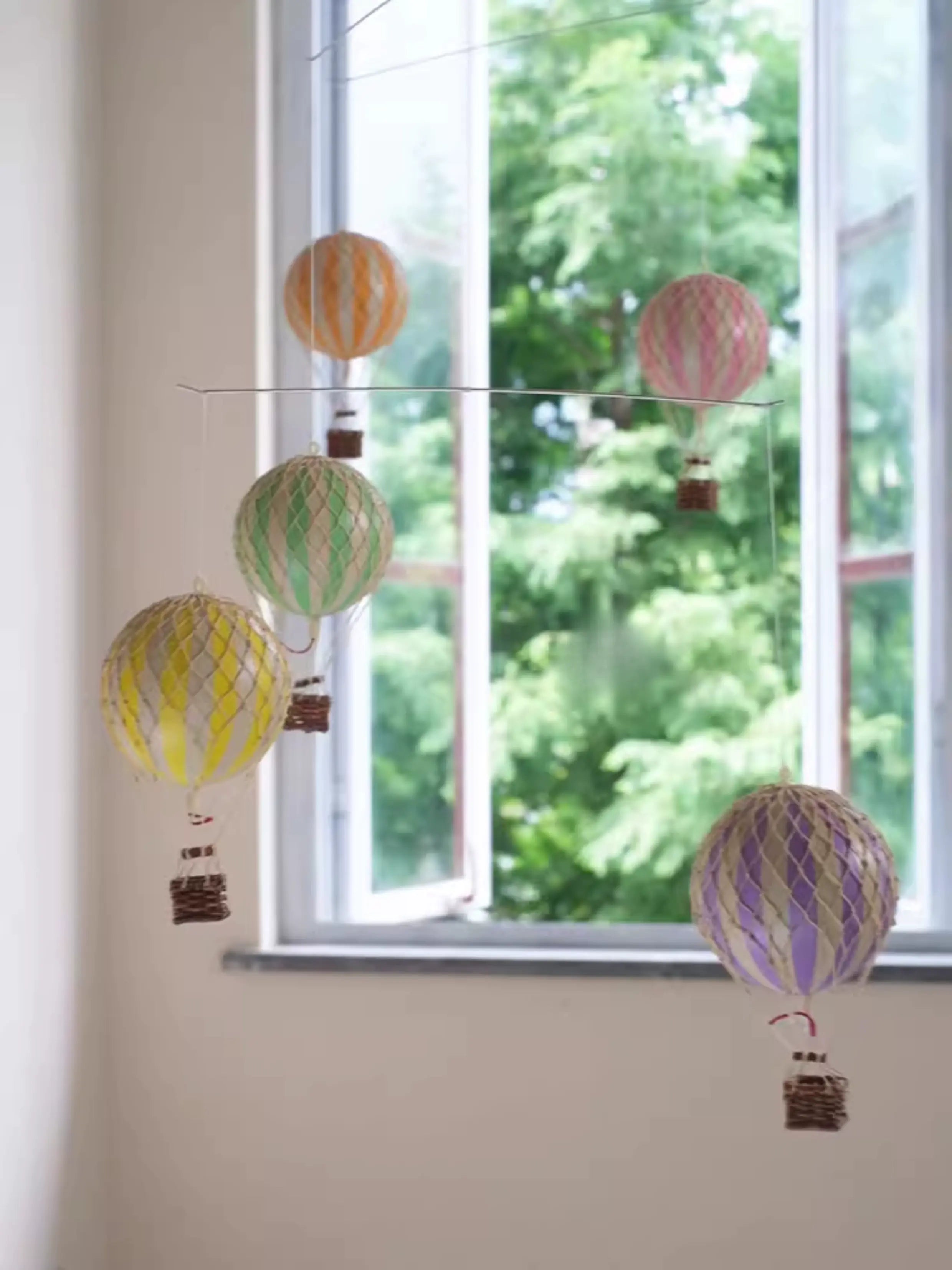 Louis Authentic Models Balloon Wind Chime
