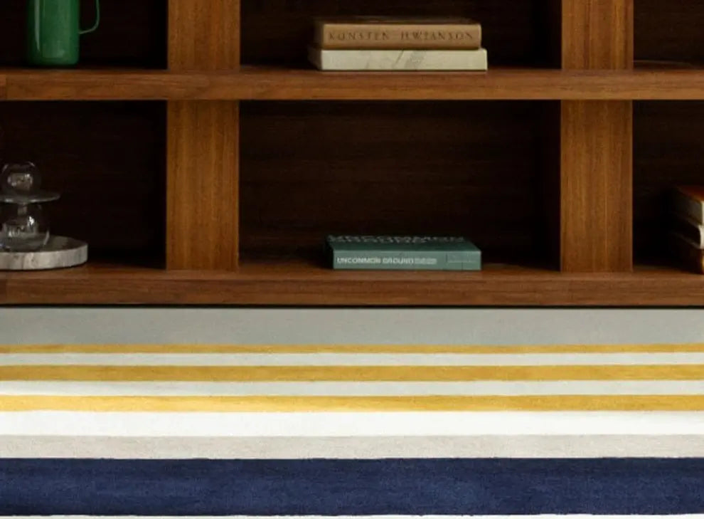 Clarimonde Hand-Woven Retro Red Stripes Carpet – Custom Design for Living Room
