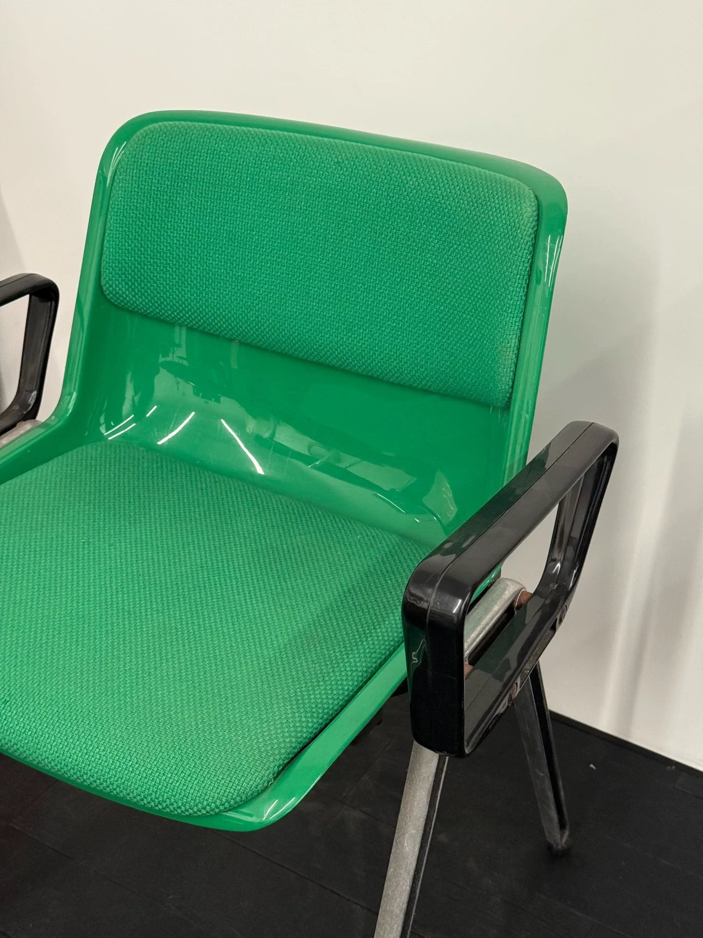 Vintage Italian Tecno Modus Signal Green Padded Armchair Mid-Century Design