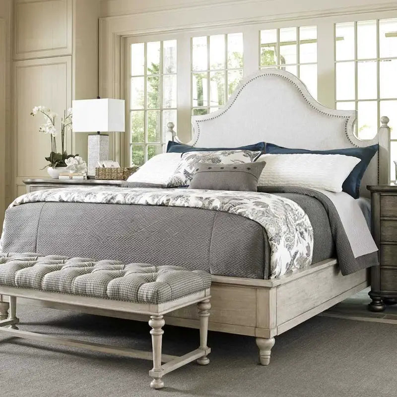 Zenna Elegant Solid Wood Neoclassical Bed
