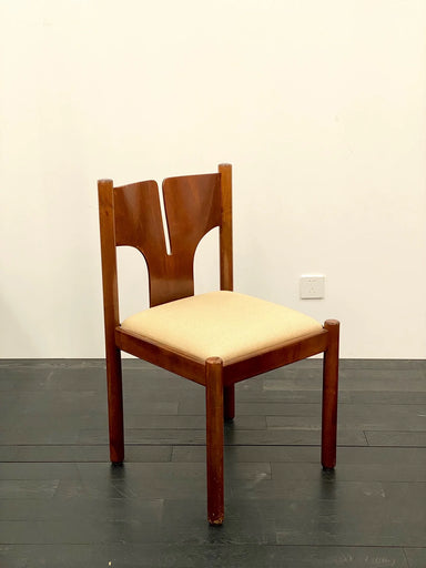 Charming 1960s Italian Walnut Fish-Tail Dining Chair by Mobil Girgi Furniture