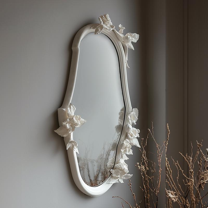 Nevaeh Retro Carved Wall Mirror