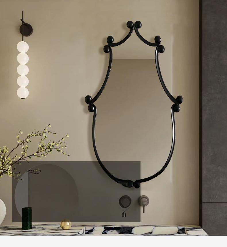 Avyaan Special-Shaped Wall Mirror