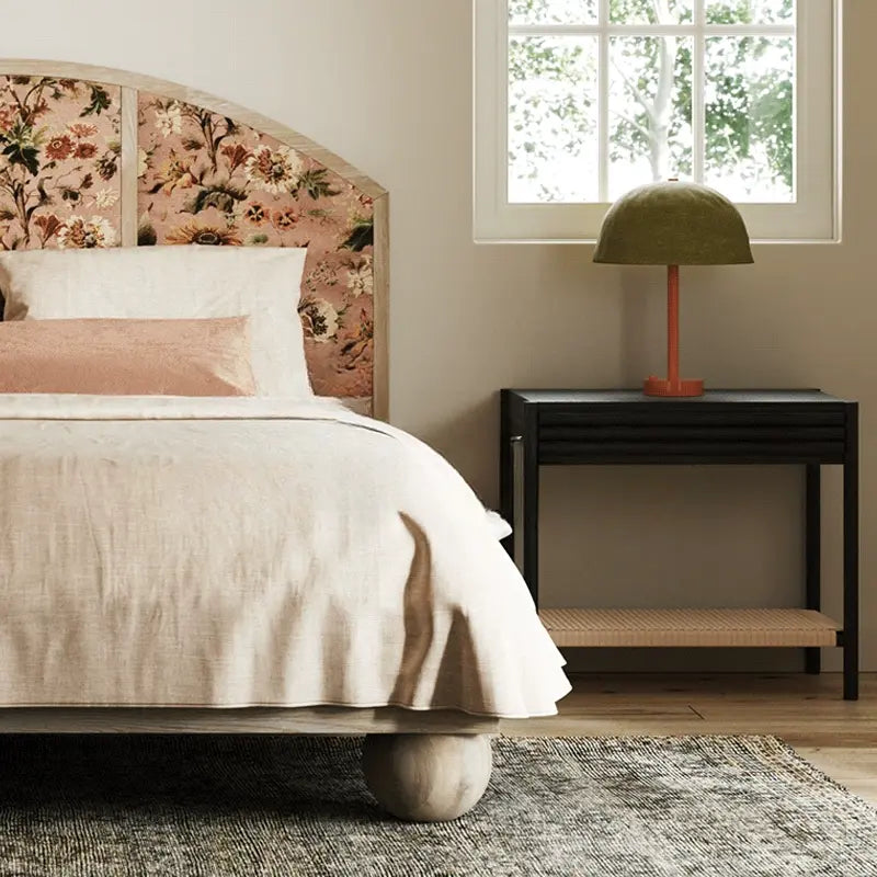 Tali Elegant Classical Style Wooden Bed