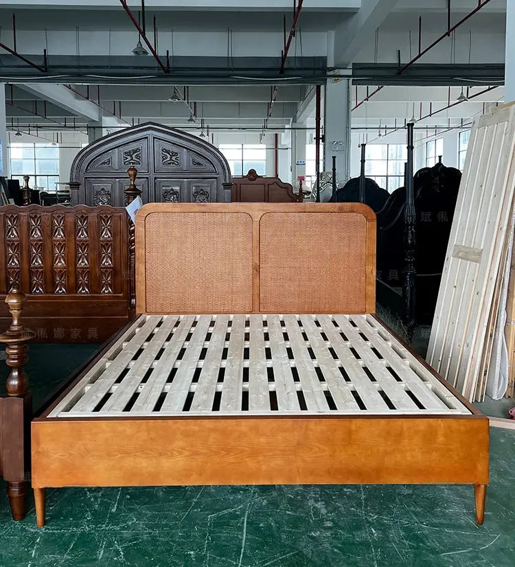 Federico Retro Town Simple Wedding Double Bed
