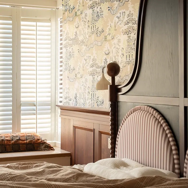 Aurelio Highland Cat-Inspired Retro Bed Design