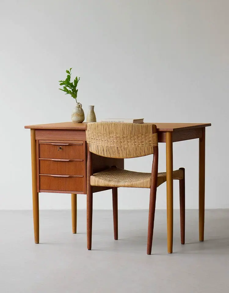 Manon Modern Simple Wooden Custom Study Desk