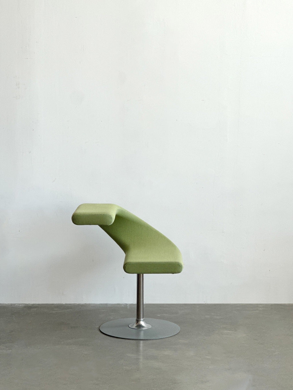 Rotatable Office And Dining Chair by Fredrik Mattson