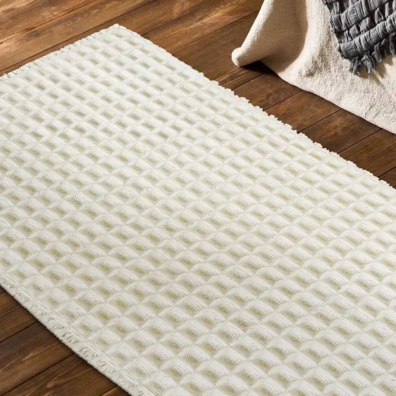 Léontine Non-Slip Absorbent Floor Mat – Machine Washable and Foldable