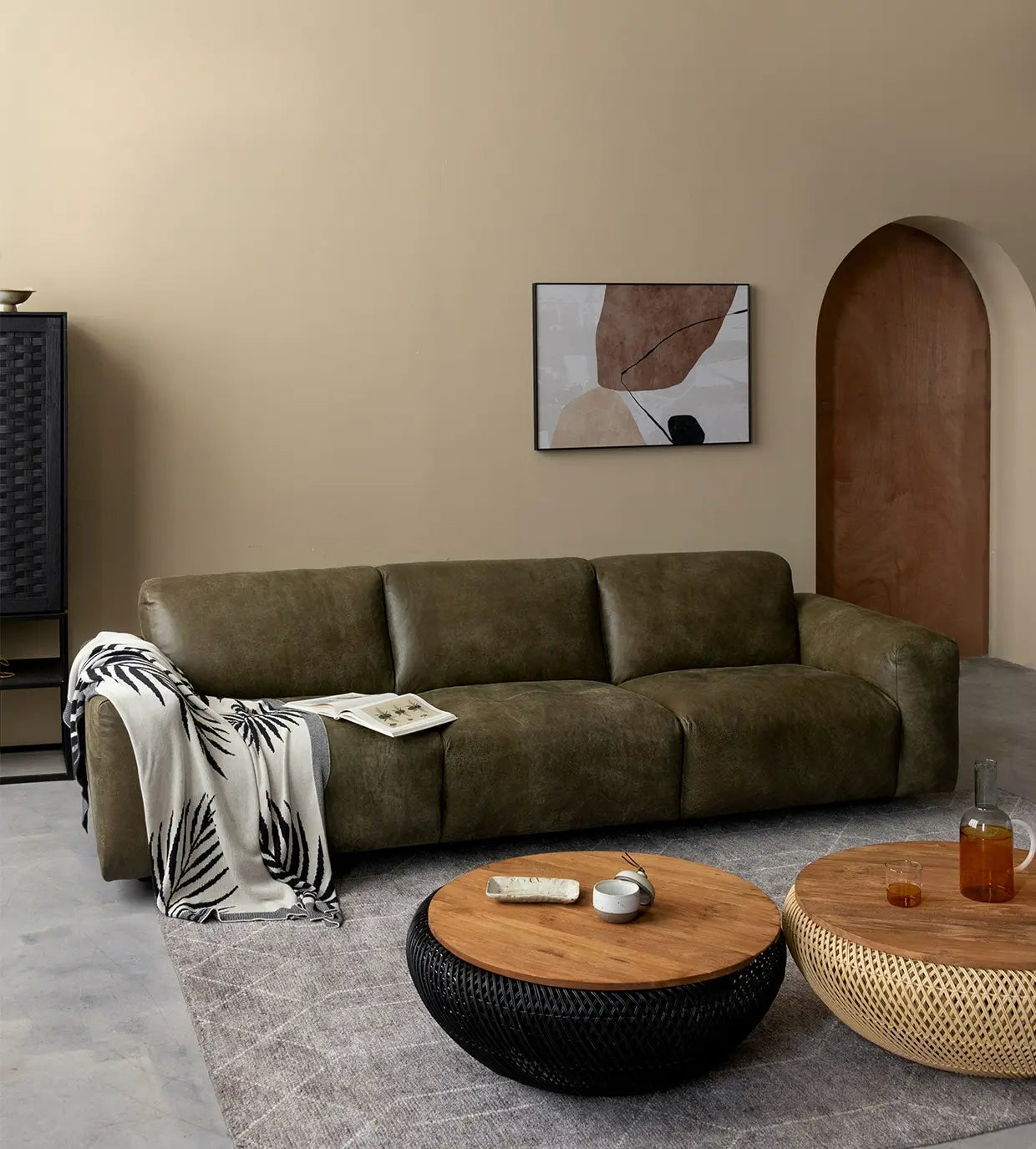 Ambra Vintage Style Leather Living Room Sofa