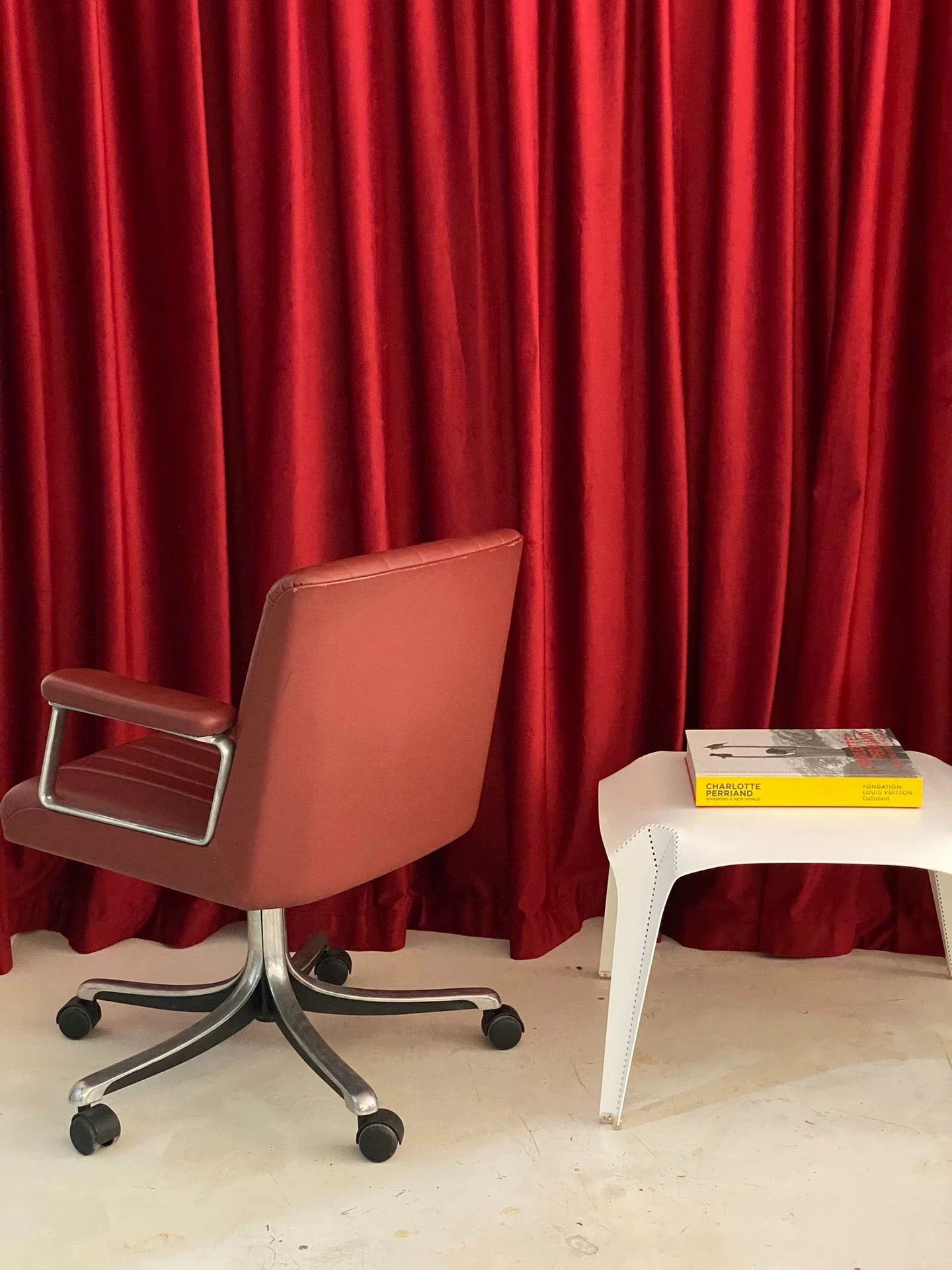 Cappellini NOM Origami Coffee Table: Modern Designer Piece for Chic Living
