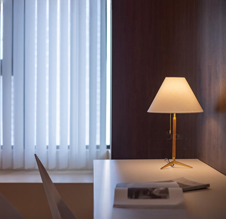 Jean Nordic Retro Pleated Table Lamp