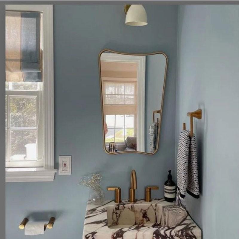 Levi Retro Wall-Mounted Mirror