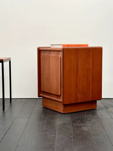 Vintage Danish Teak Solid Wood Dual-Layer Movable Side End Table 1970s