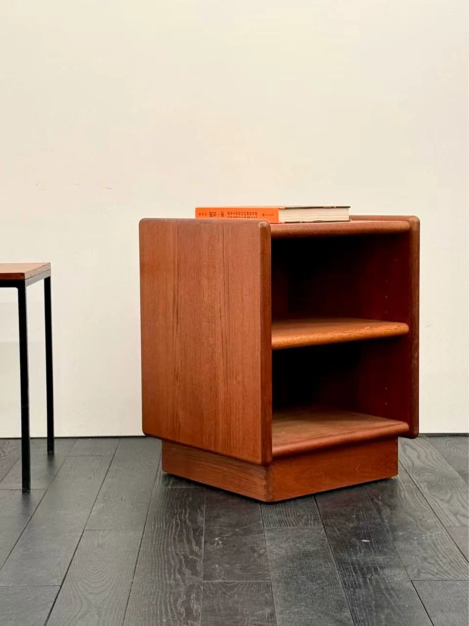 Vintage Danish Teak Solid Wood Dual-Layer Movable Side End Table 1970s