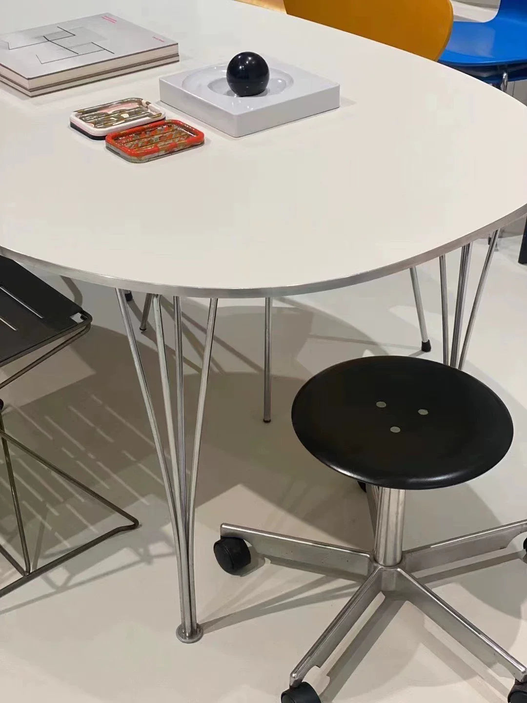 Fritz Hansen Superellipse Dining Table - Iconic Modern Design, 1.5m