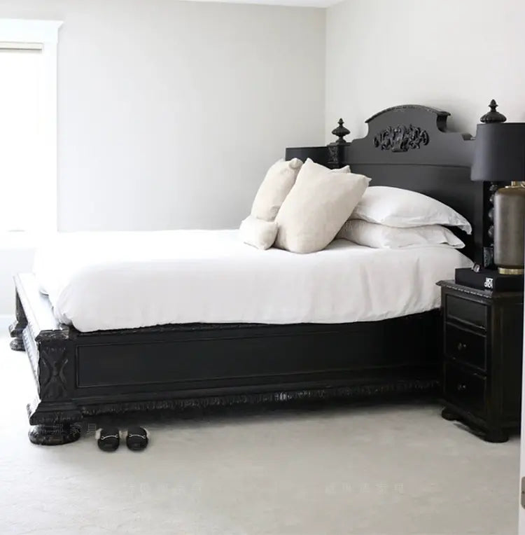 Fate Elegant Neoclassical Solid Wood Bed