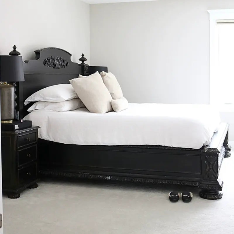 Fate Elegant Neoclassical Solid Wood Bed