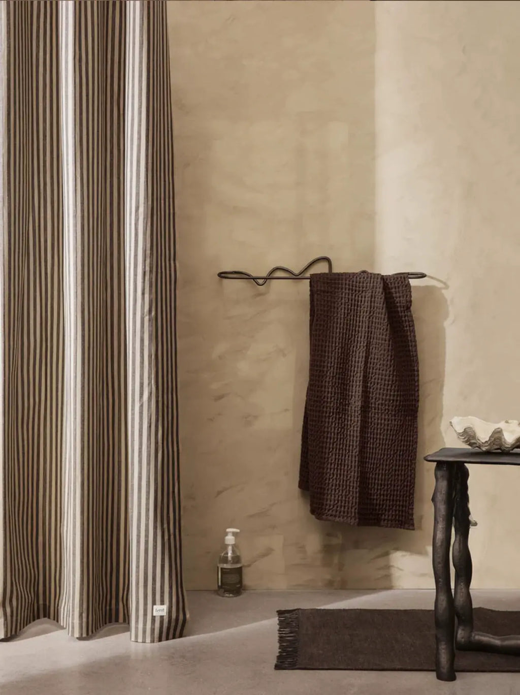 Anthelme Living Brass Wave Towel Hook