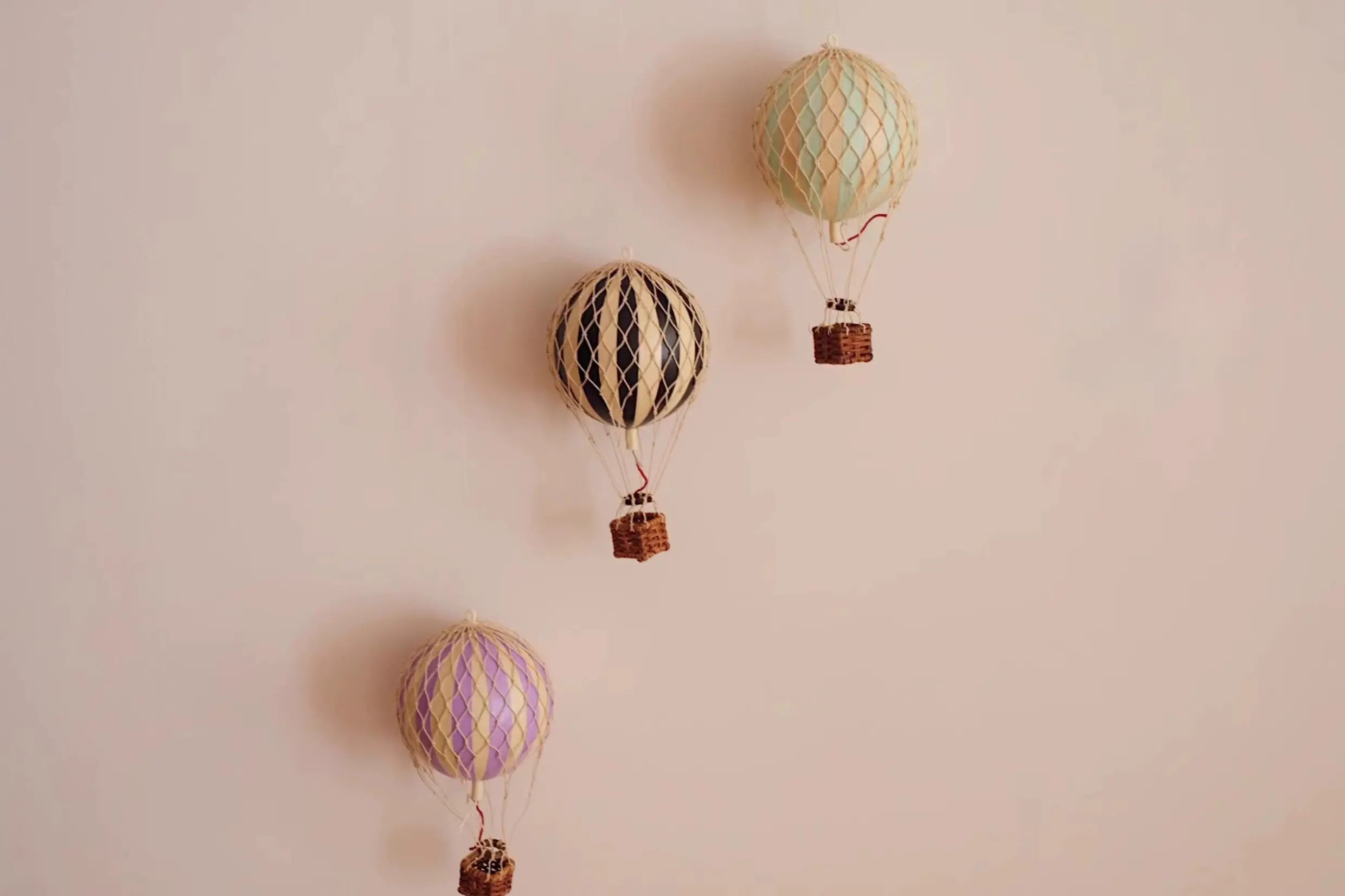 Anouk Hot Air Balloon Hanging Ornament