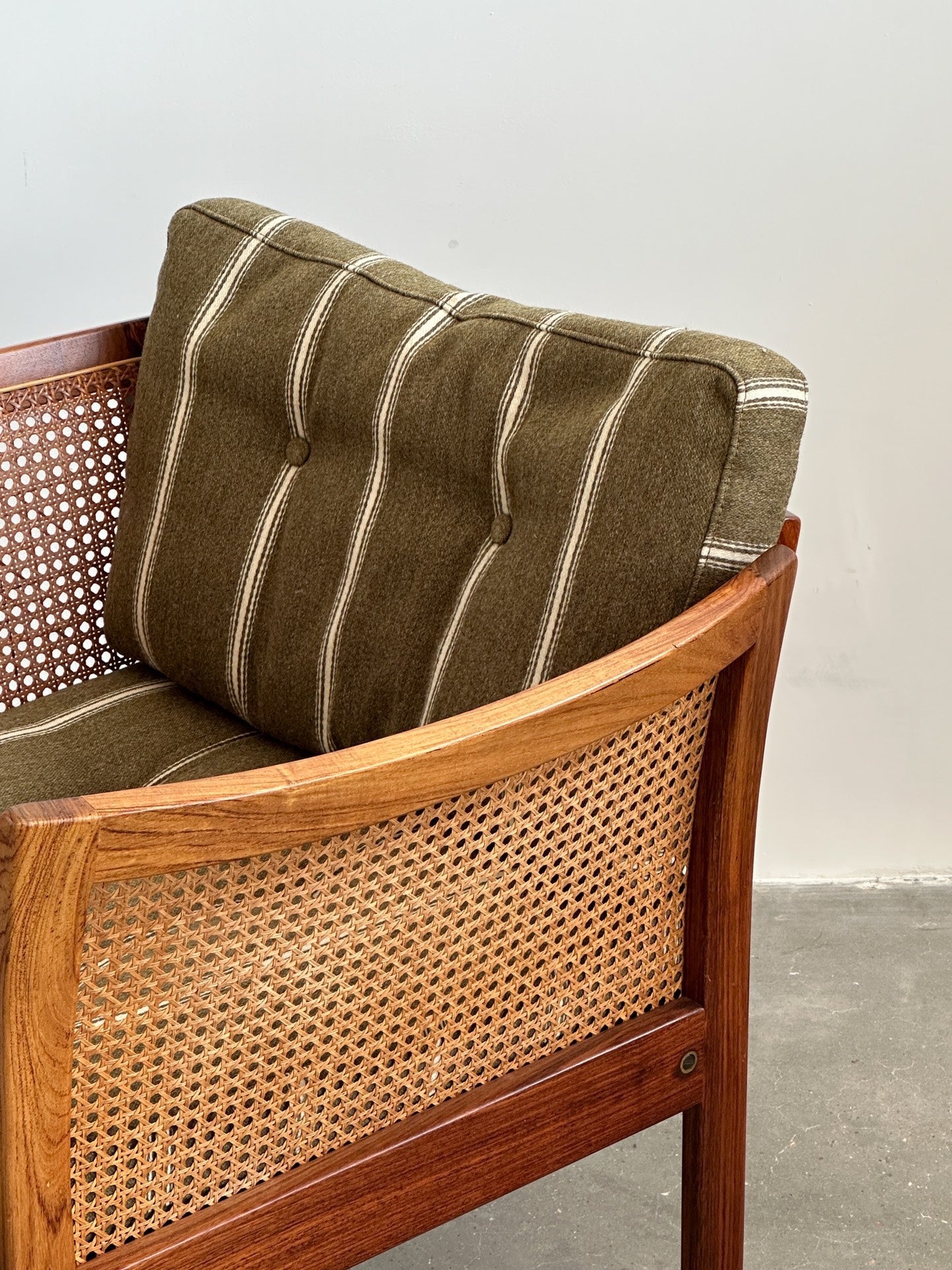 Plexus Armchair: Single Sofa Rattan Leisure Chair by Illum Wikkelsø