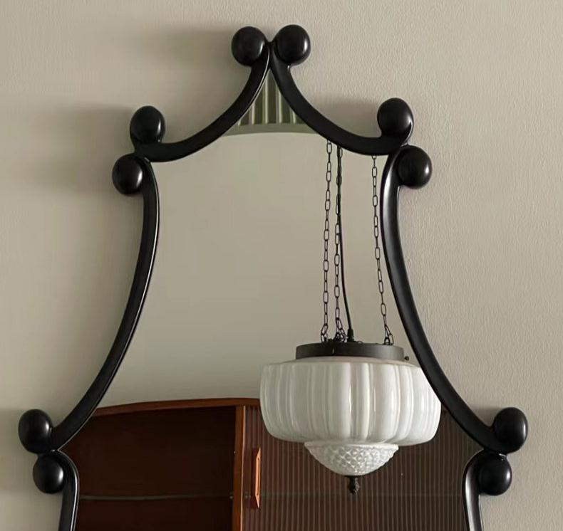 Avyaan Special-Shaped Wall Mirror