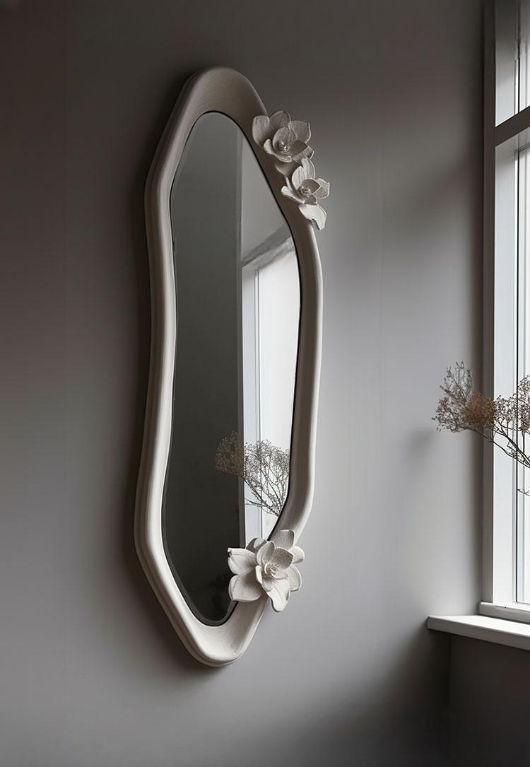 Nevaeh Retro Carved Wall Mirror
