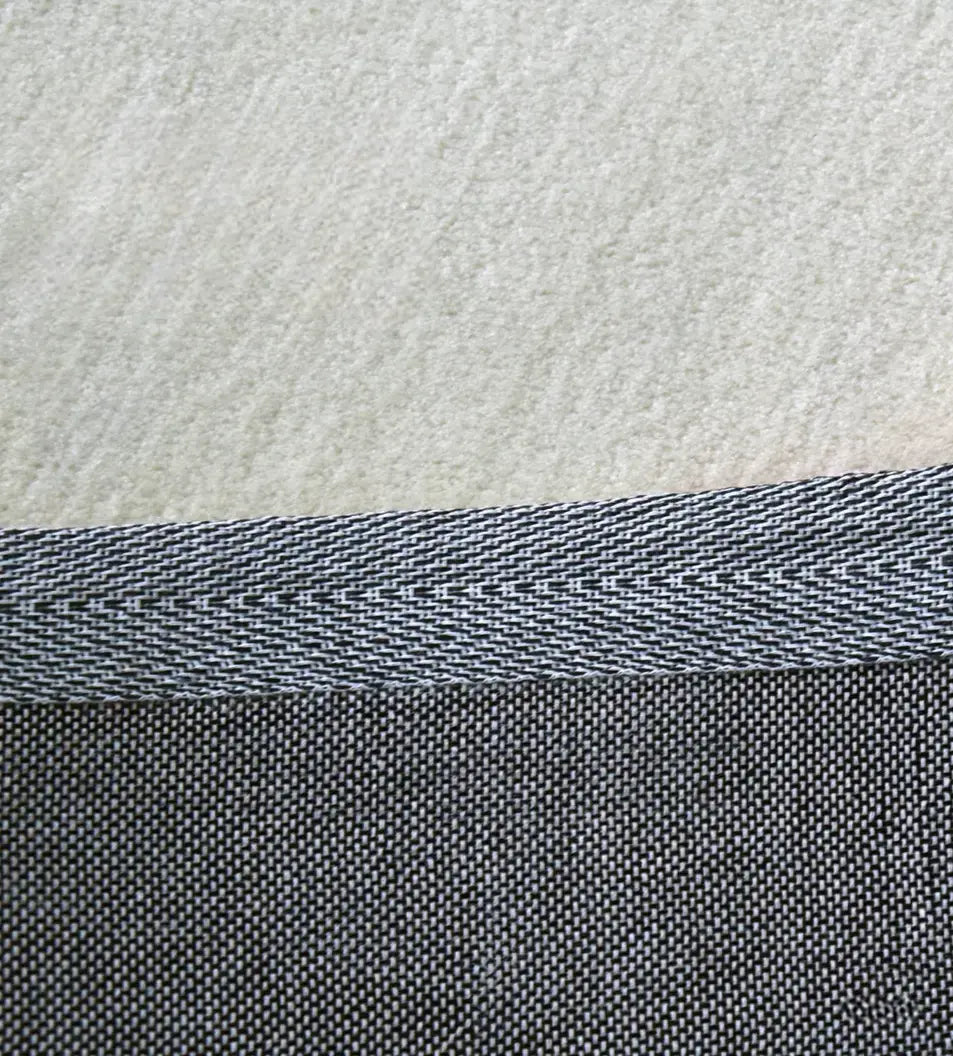 Ignatius Handmade Plaid Carpet – High-End Nordic Design