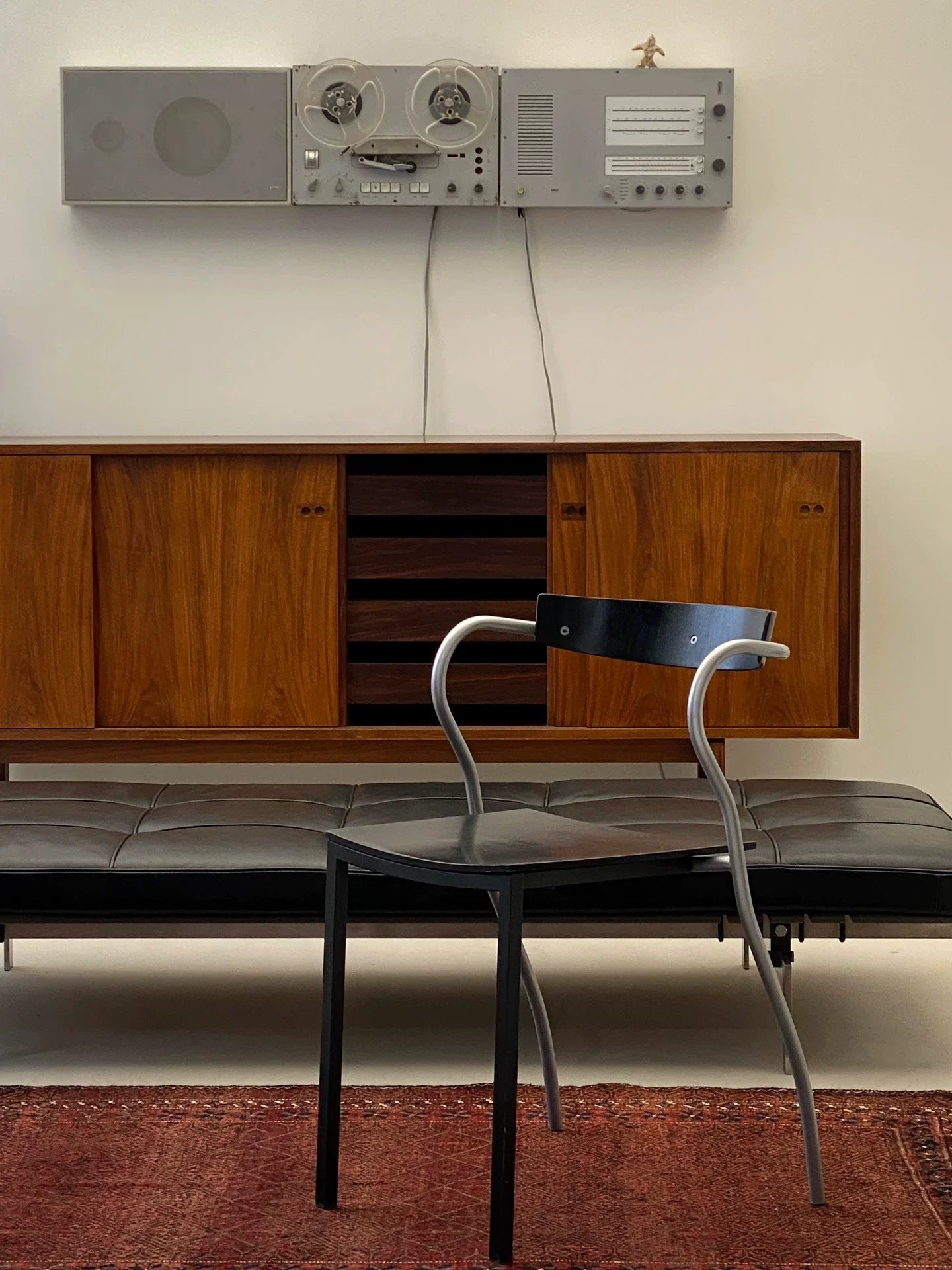 Vintage 1980s French Curved Dining Chair - Elegant & Functional Seating