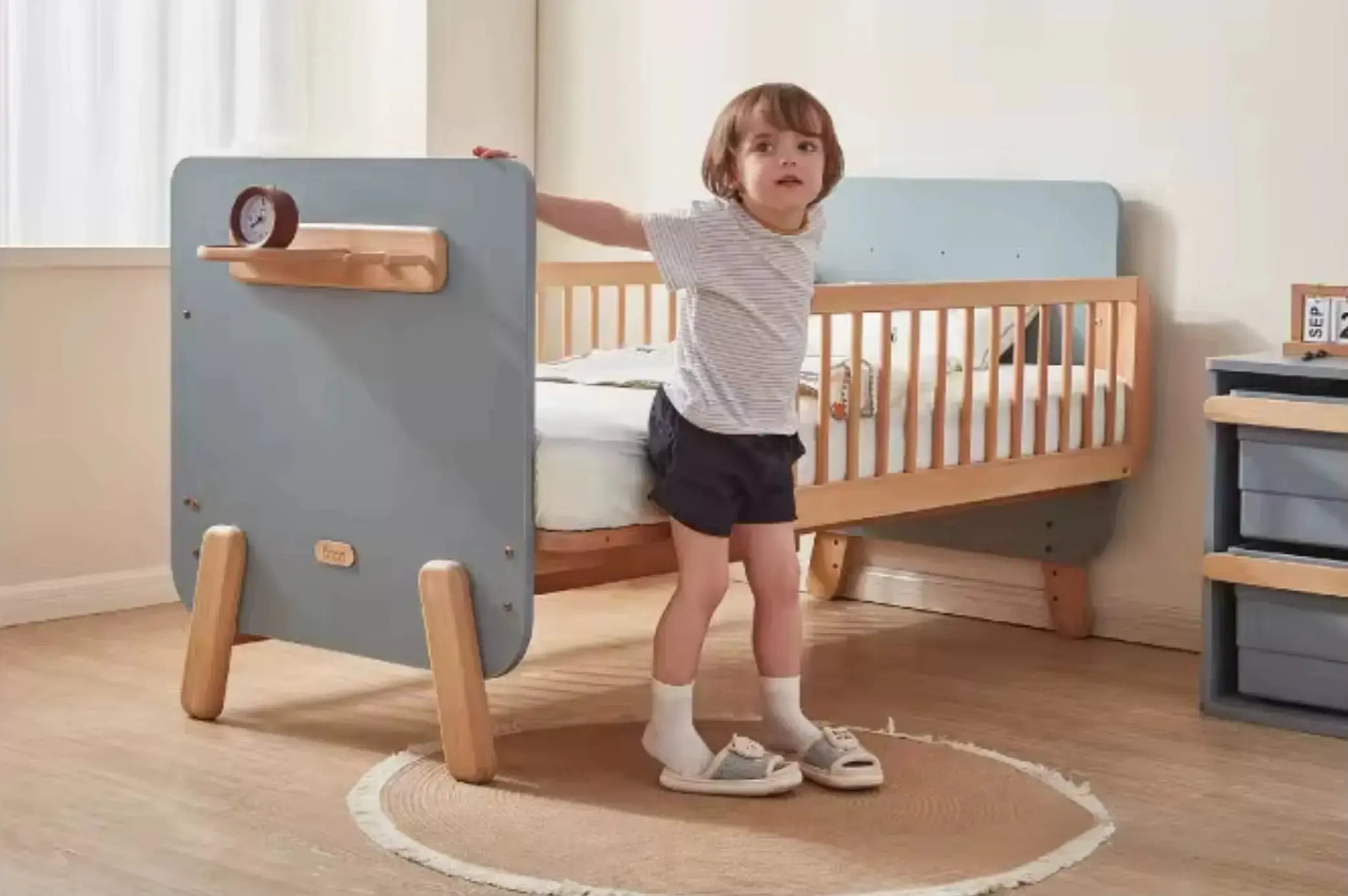 Côme Imported Children's Bed with Splicing Design