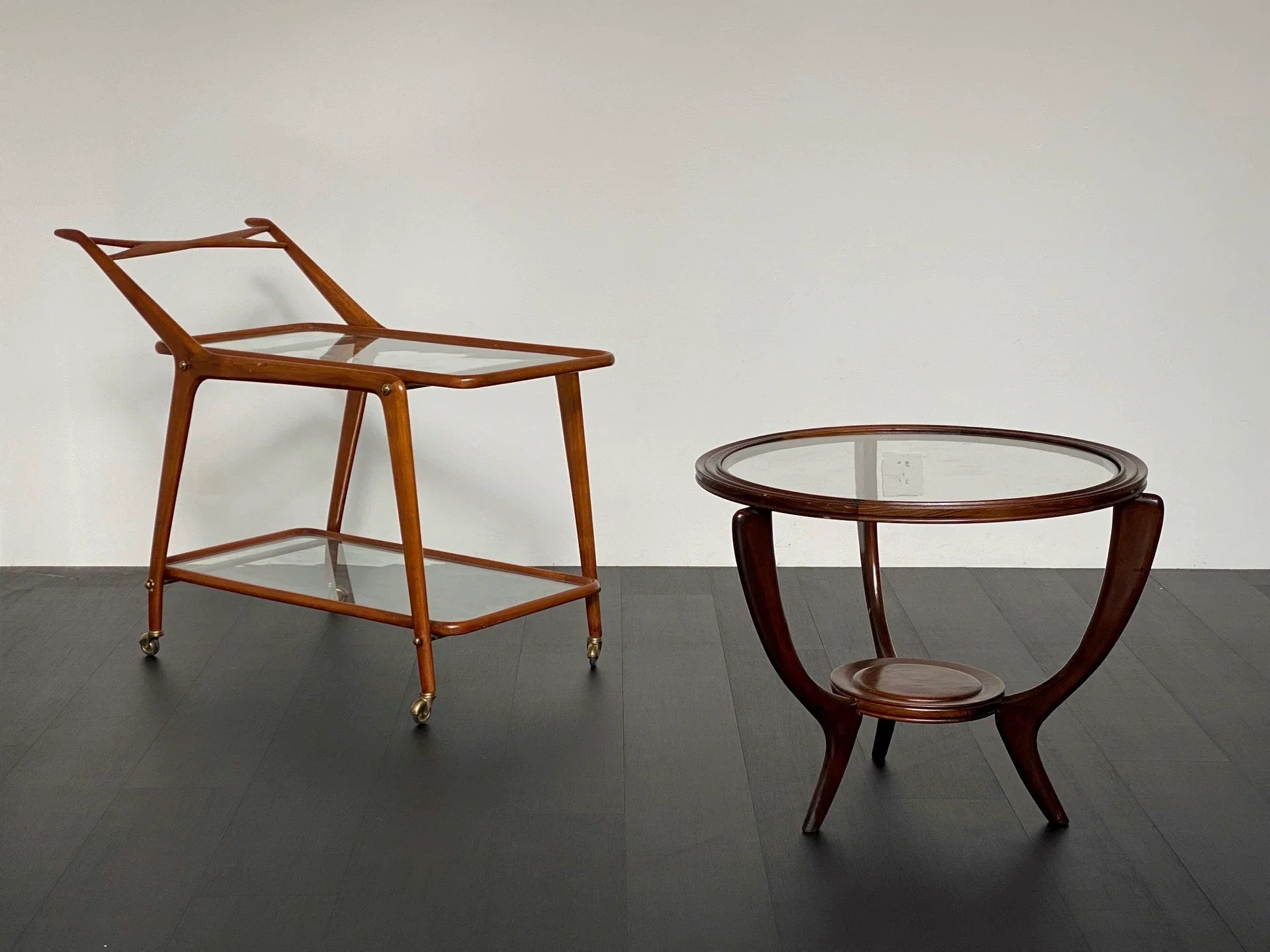 Authentic 1950s Italian Mid-Century Teak Wood Round Coffee Table