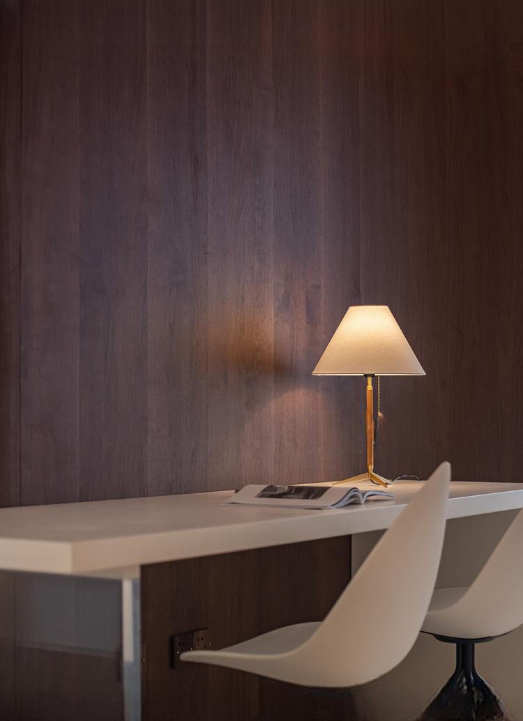 Jean Nordic Retro Pleated Table Lamp