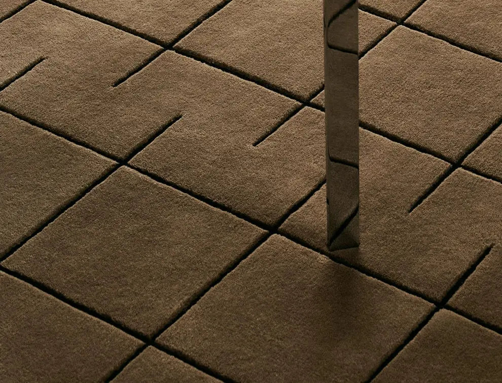 Eliezer Handmade Medieval Retro Chessboard Carpet – Luxurious High-End Design