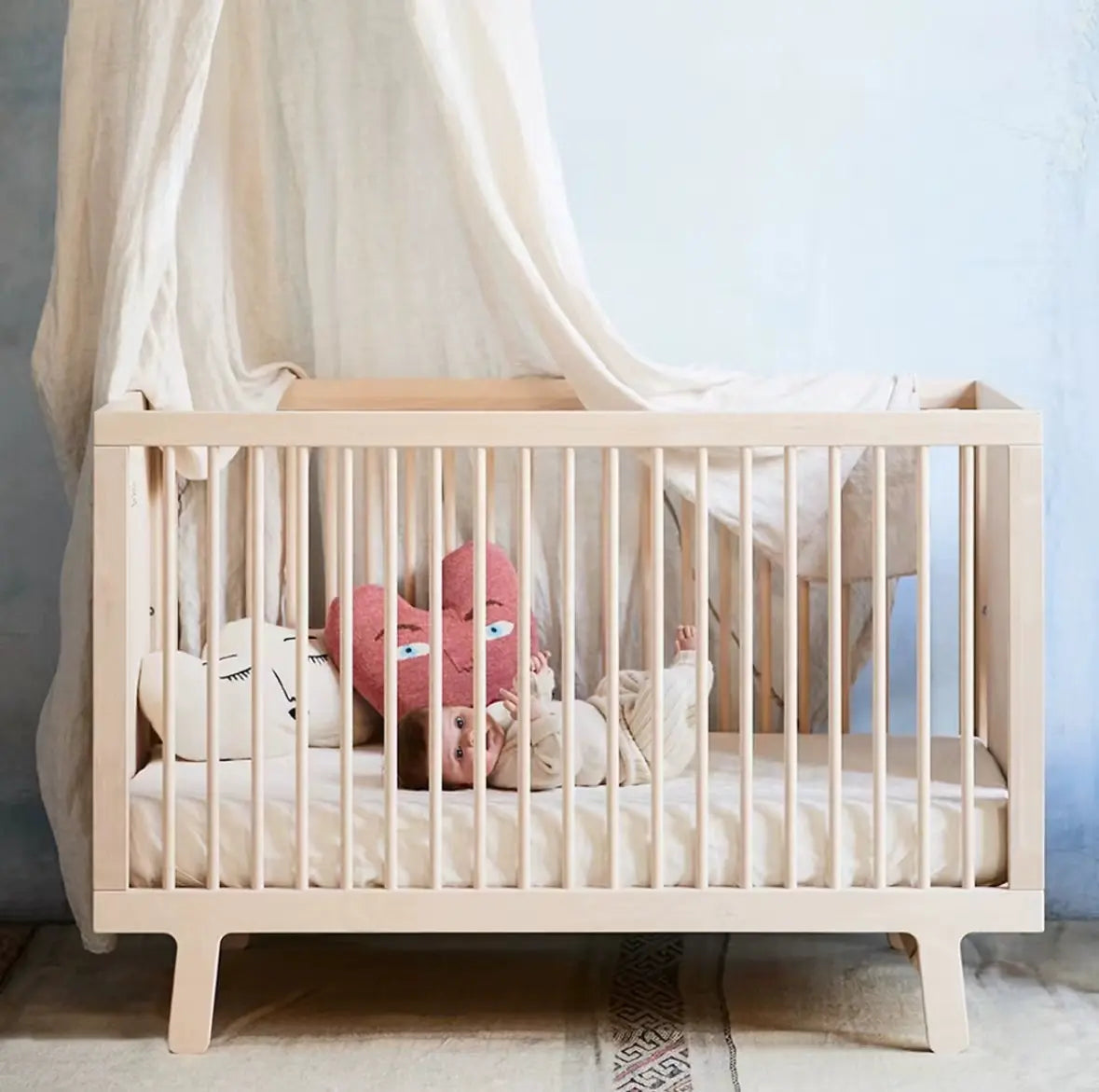 Ambre Sparrow Nordic Solid Wood Crib
