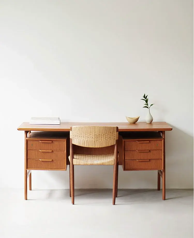 Ambra Solid Wood Retro Executive Desk