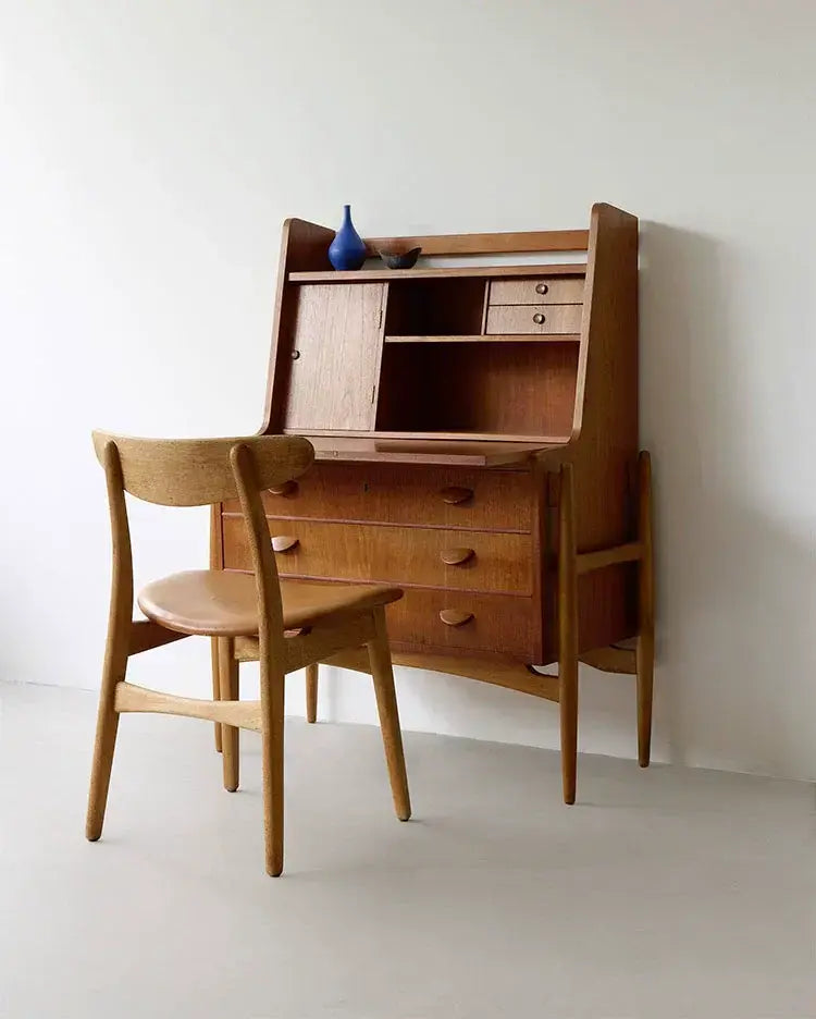 Briar Retro Modern Secretary Desk With Drawers