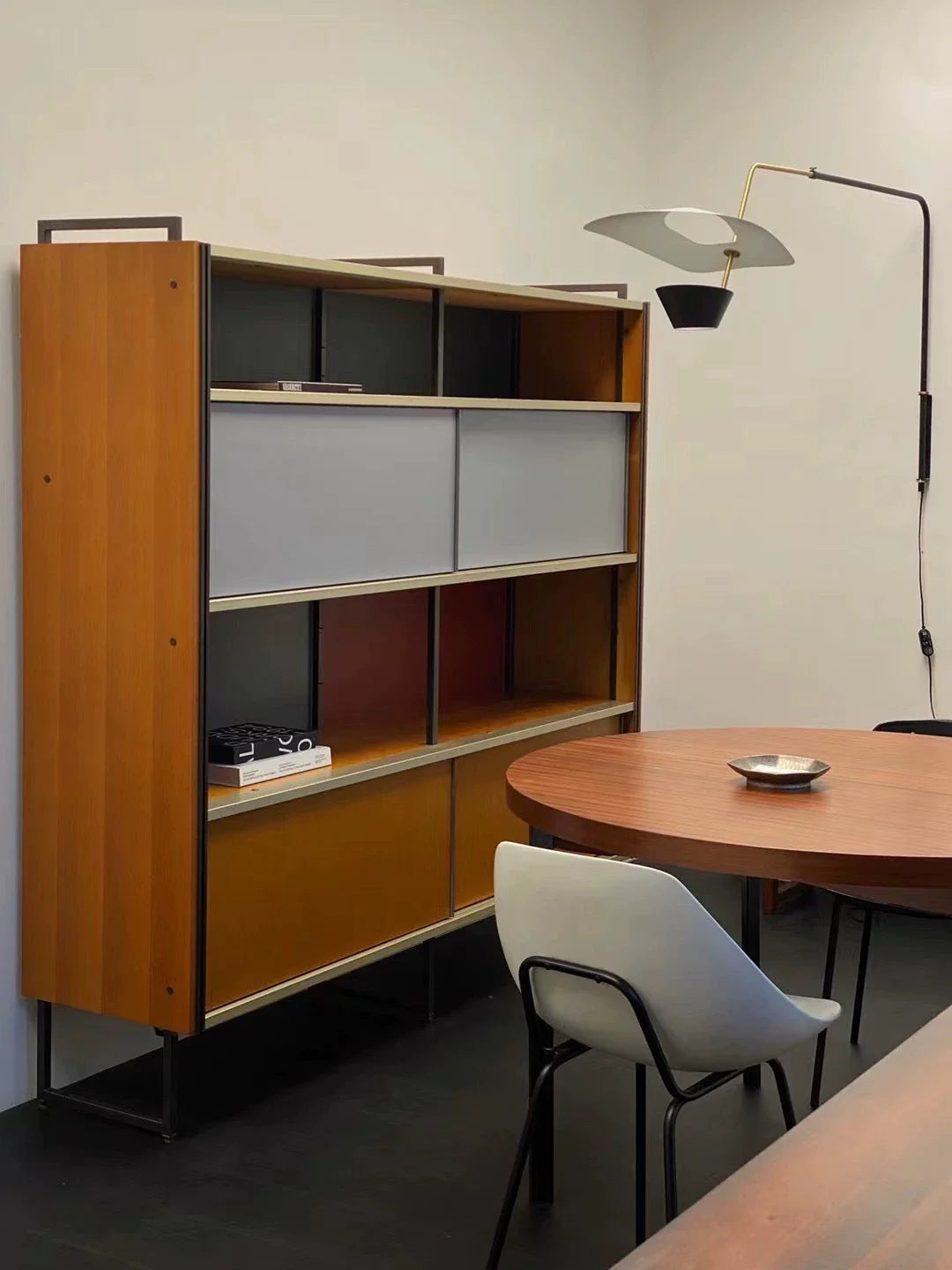 Chic Mid-Century Modern Hans Wegner Style Sideboard - Elegant Wood Storage Cabinet