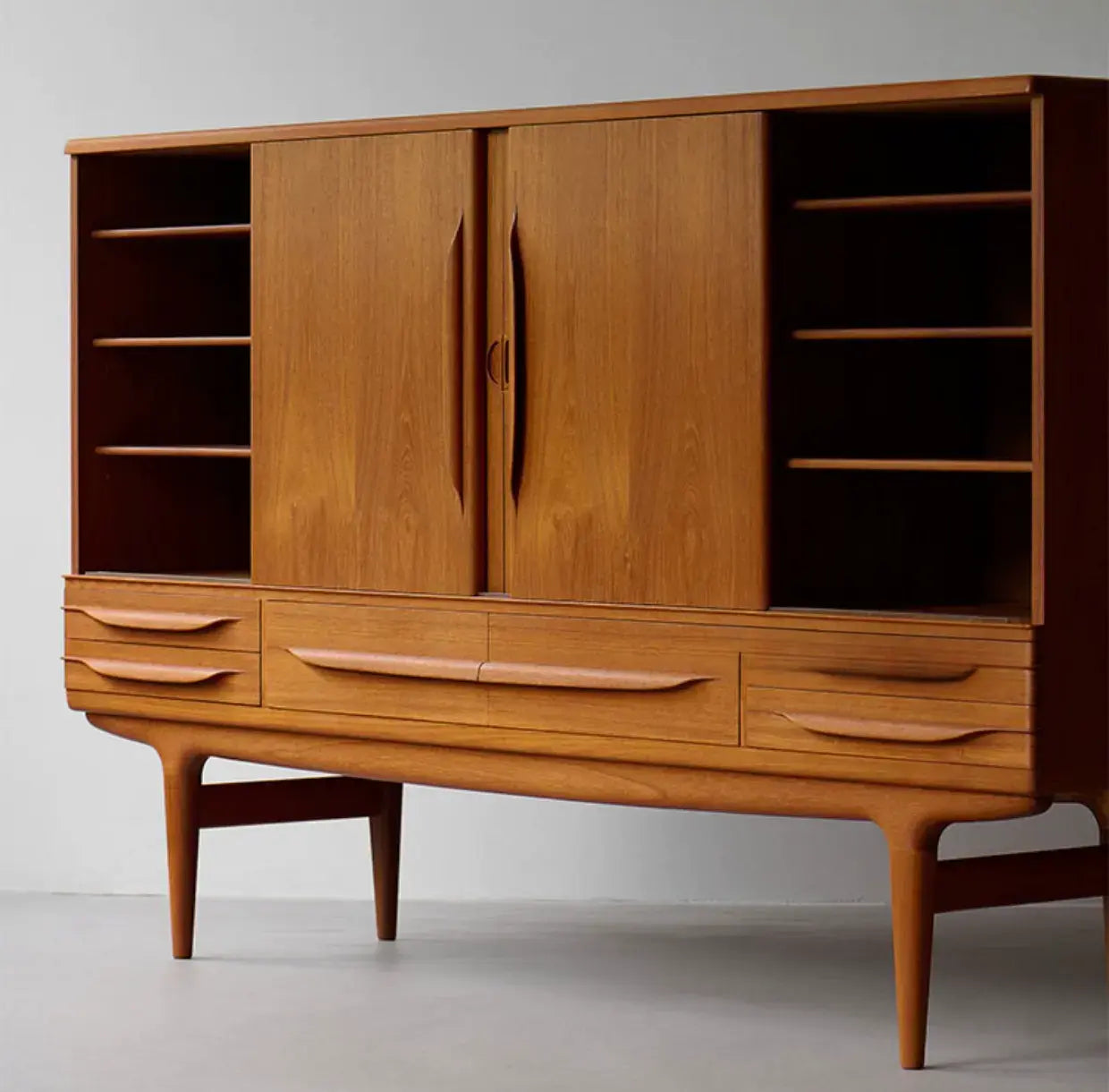 Kaska Retro Solid Wood Tableware Sideboard