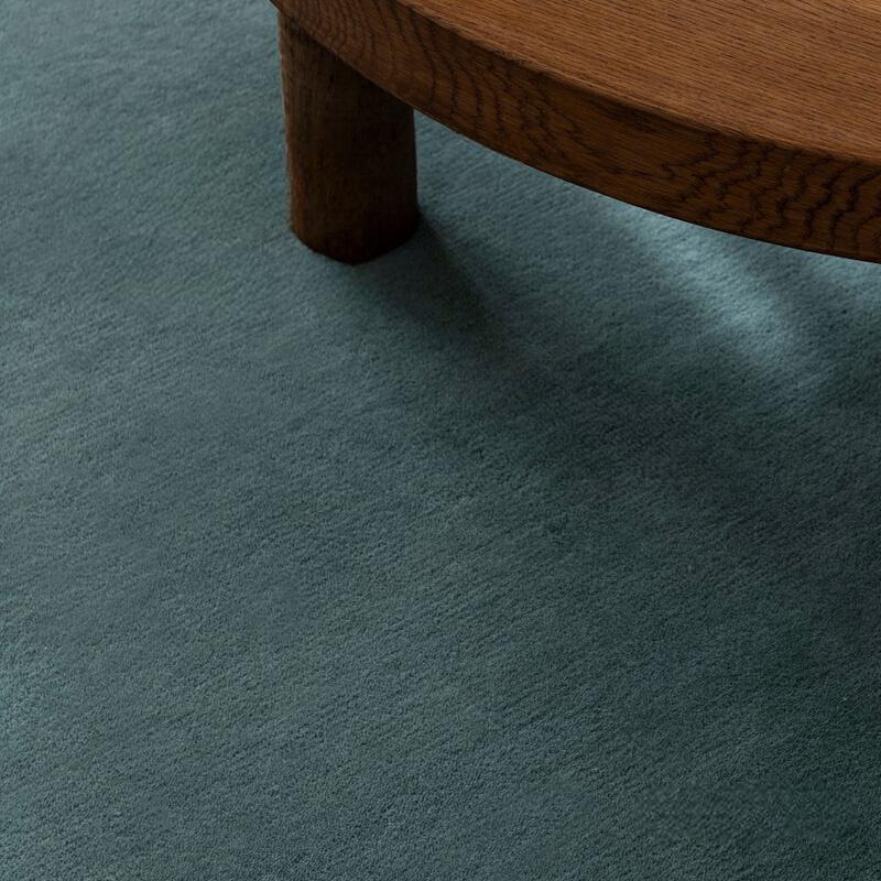 Rafaelle Handmade Retro Emerald Blue Carpet – High-End Custom Design