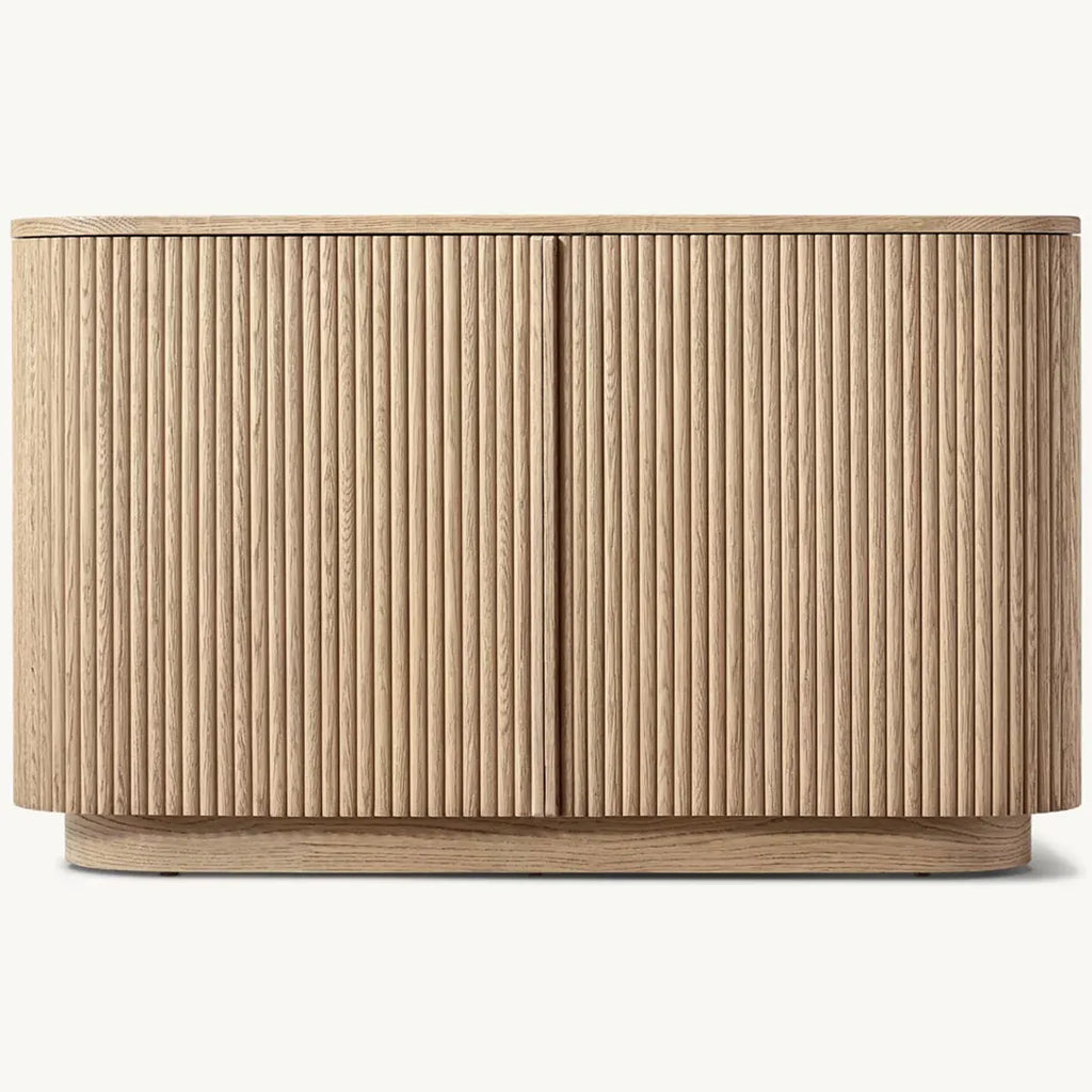 Luxury Oakwood Sideboard Cabinet for Modern Living and Dining Rooms
