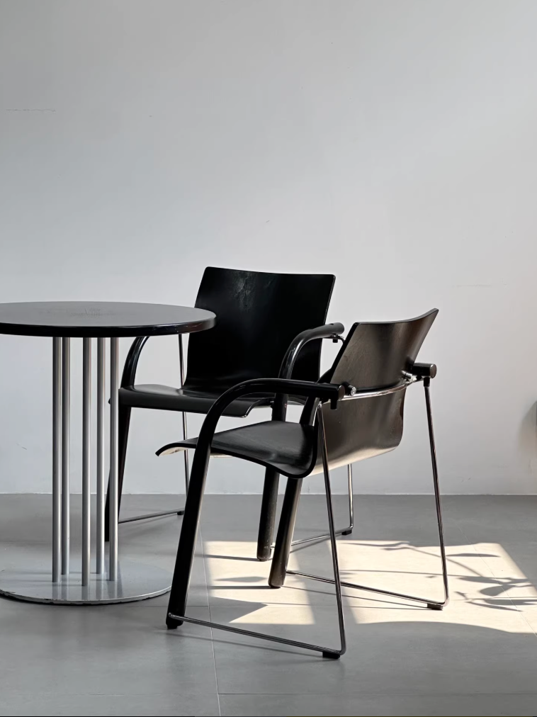 Dining Chair A320 Chair Table Set by Wulf Schneider and Ulrich Boehme